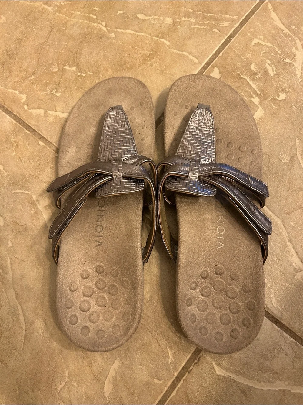 Vionic Brown Women's Orthotic Slide Sandals with Textured Straps